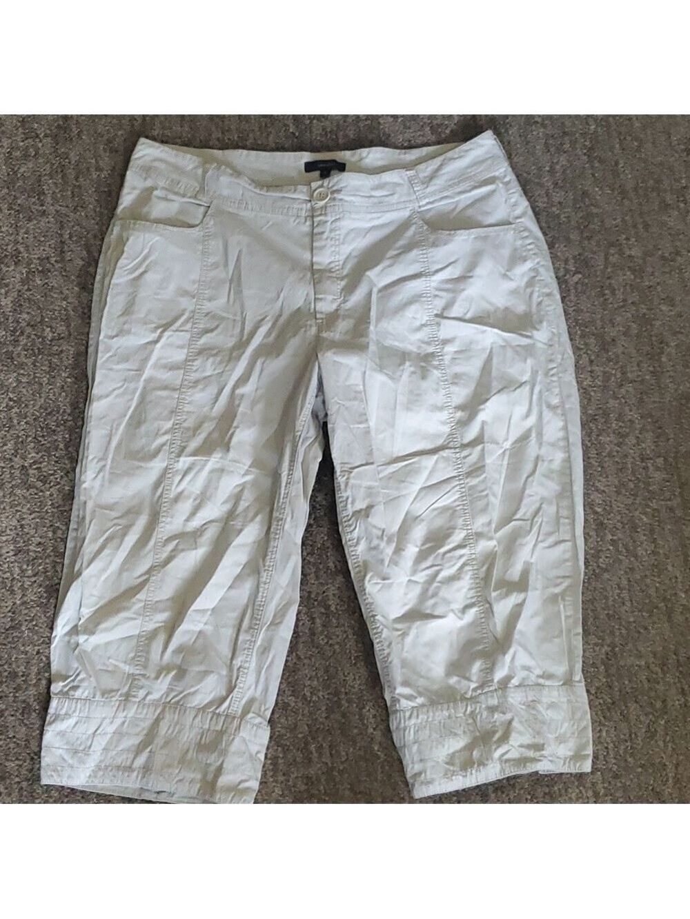 Cotton ginny capris size 16 $5 if buying 2 or more items